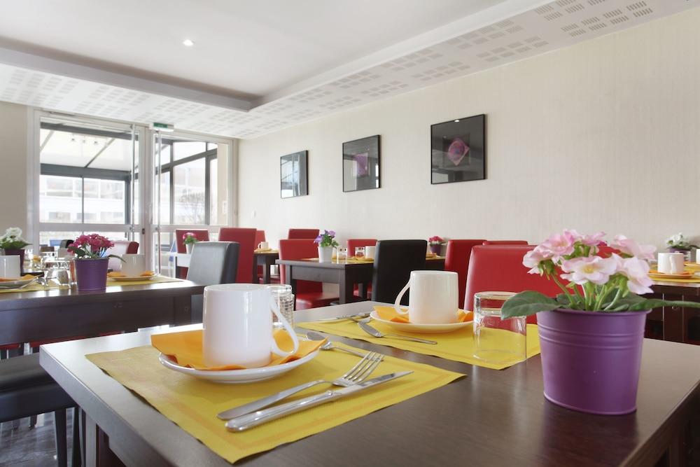 Odalys City Aix En Provence Le Clos De La Chartreuse Aparthotel Aix-en-Provence Ngoại thất bức ảnh