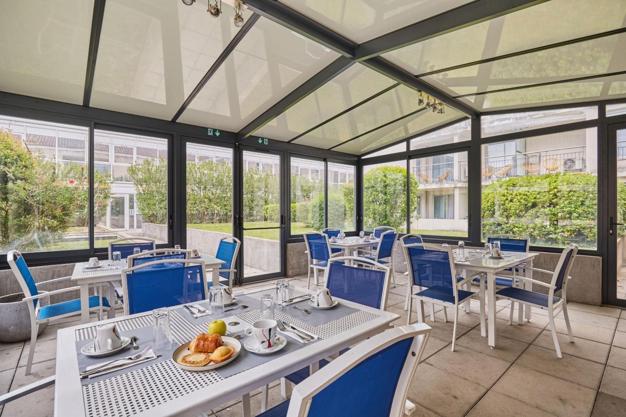 Appart Hotel Odalys City Aix En Provence Le Clos De La Chartreuse Aix-en-Provence Ngoại thất bức ảnh