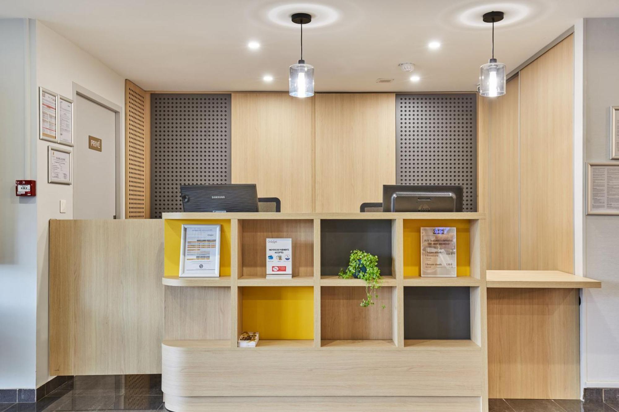 Appart Hotel Odalys City Aix En Provence Le Clos De La Chartreuse Aix-en-Provence Ngoại thất bức ảnh