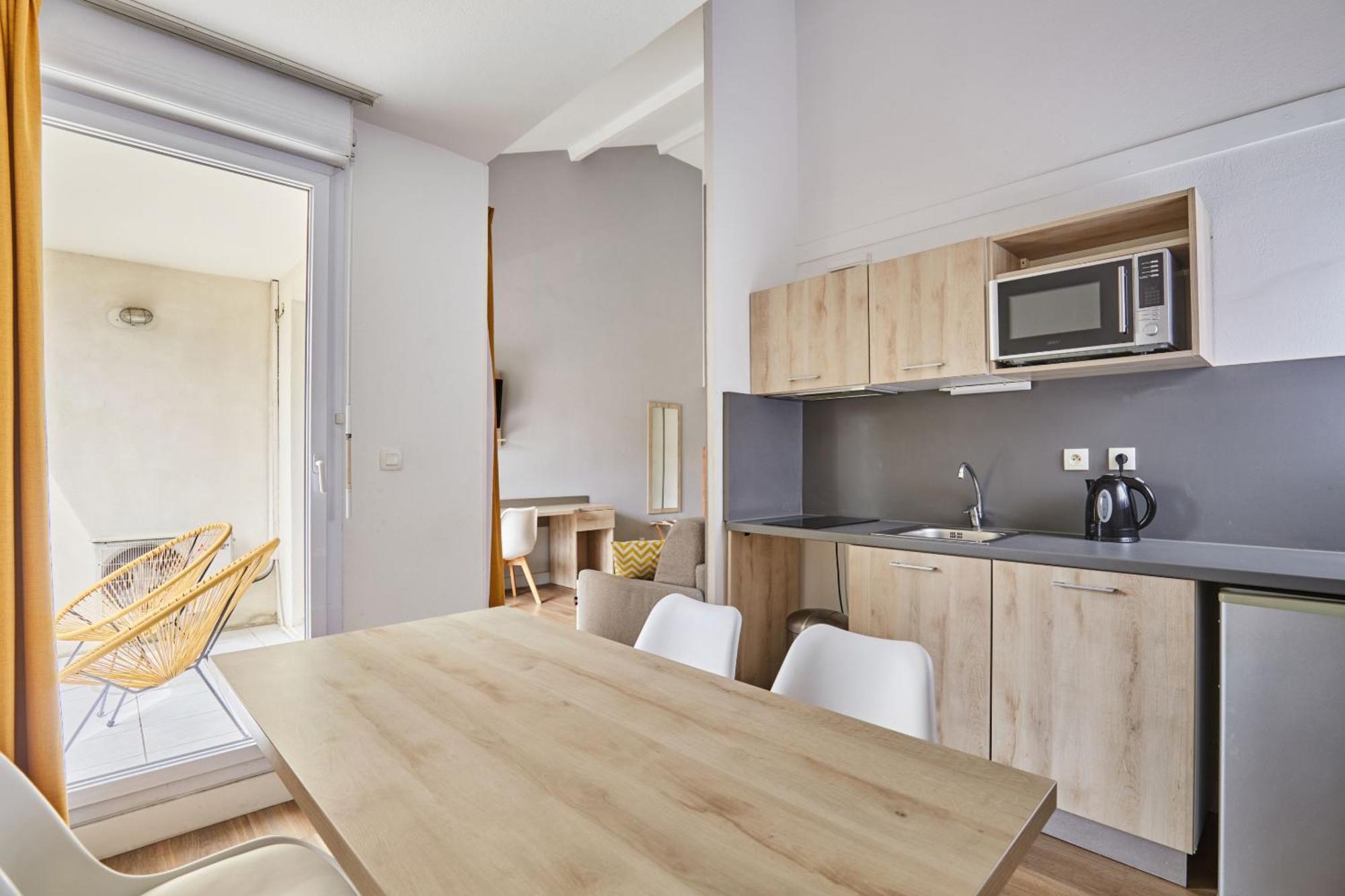 Appart Hotel Odalys City Aix En Provence Le Clos De La Chartreuse Aix-en-Provence Ngoại thất bức ảnh