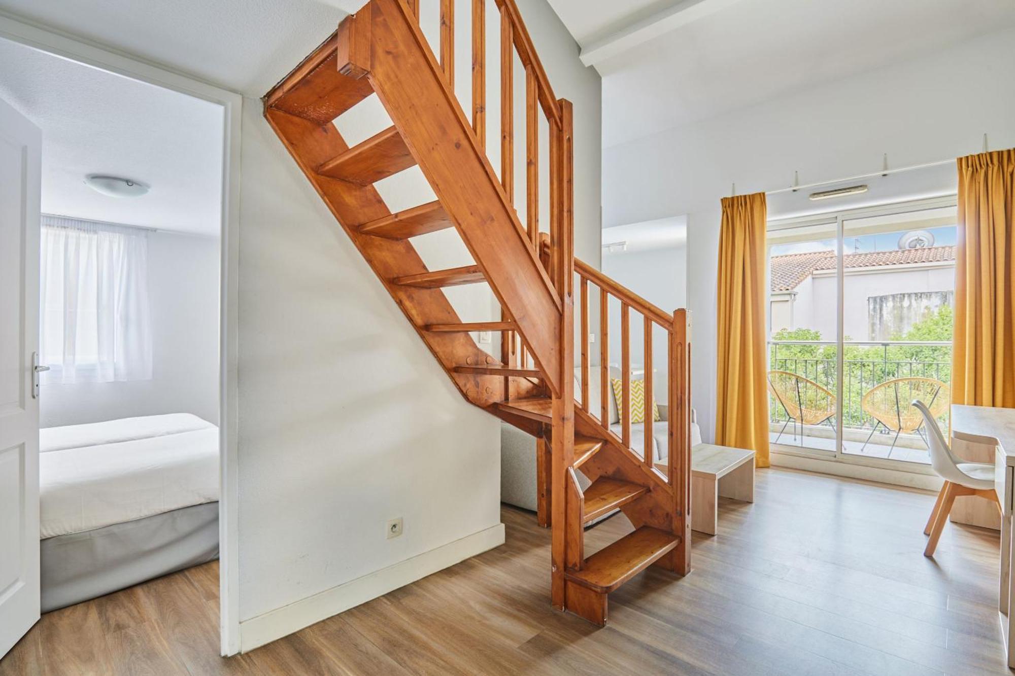 Appart Hotel Odalys City Aix En Provence Le Clos De La Chartreuse Aix-en-Provence Ngoại thất bức ảnh