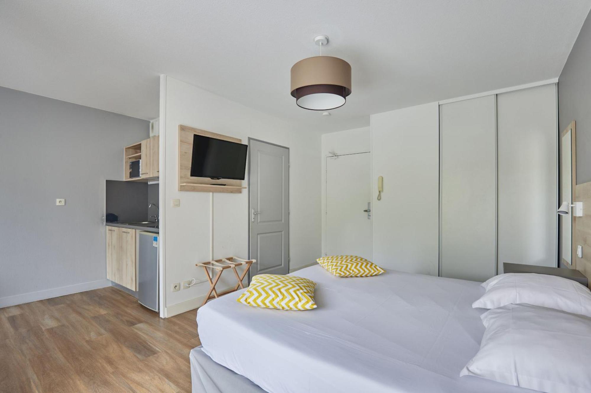 Appart Hotel Odalys City Aix En Provence Le Clos De La Chartreuse Aix-en-Provence Ngoại thất bức ảnh