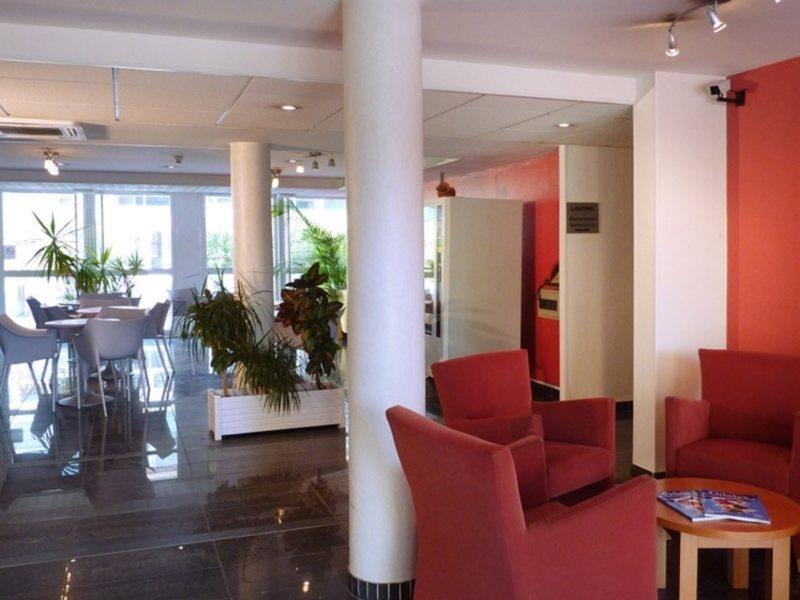 Odalys City Aix En Provence Le Clos De La Chartreuse Aparthotel Aix-en-Provence Ngoại thất bức ảnh