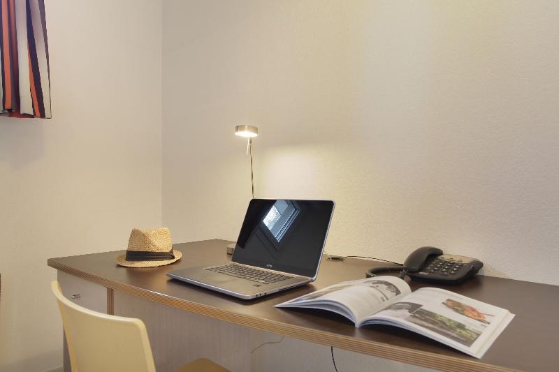 Appart Hotel Odalys City Aix En Provence Le Clos De La Chartreuse Aix-en-Provence Ngoại thất bức ảnh